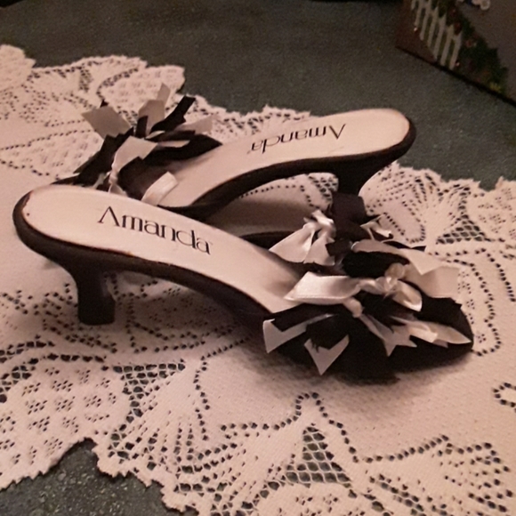 Shoes - Picture 2 of 2